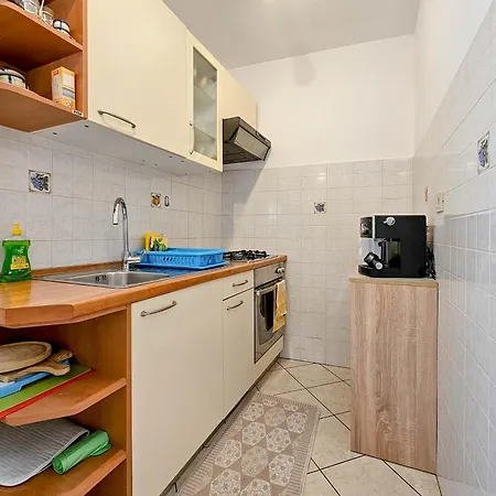Valentino Apartman *
